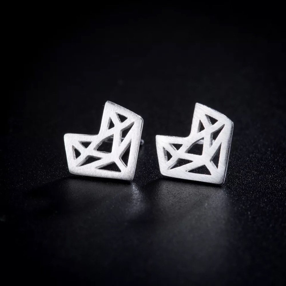 🎉 New Origami Fox Silver Plated Stud Earrings